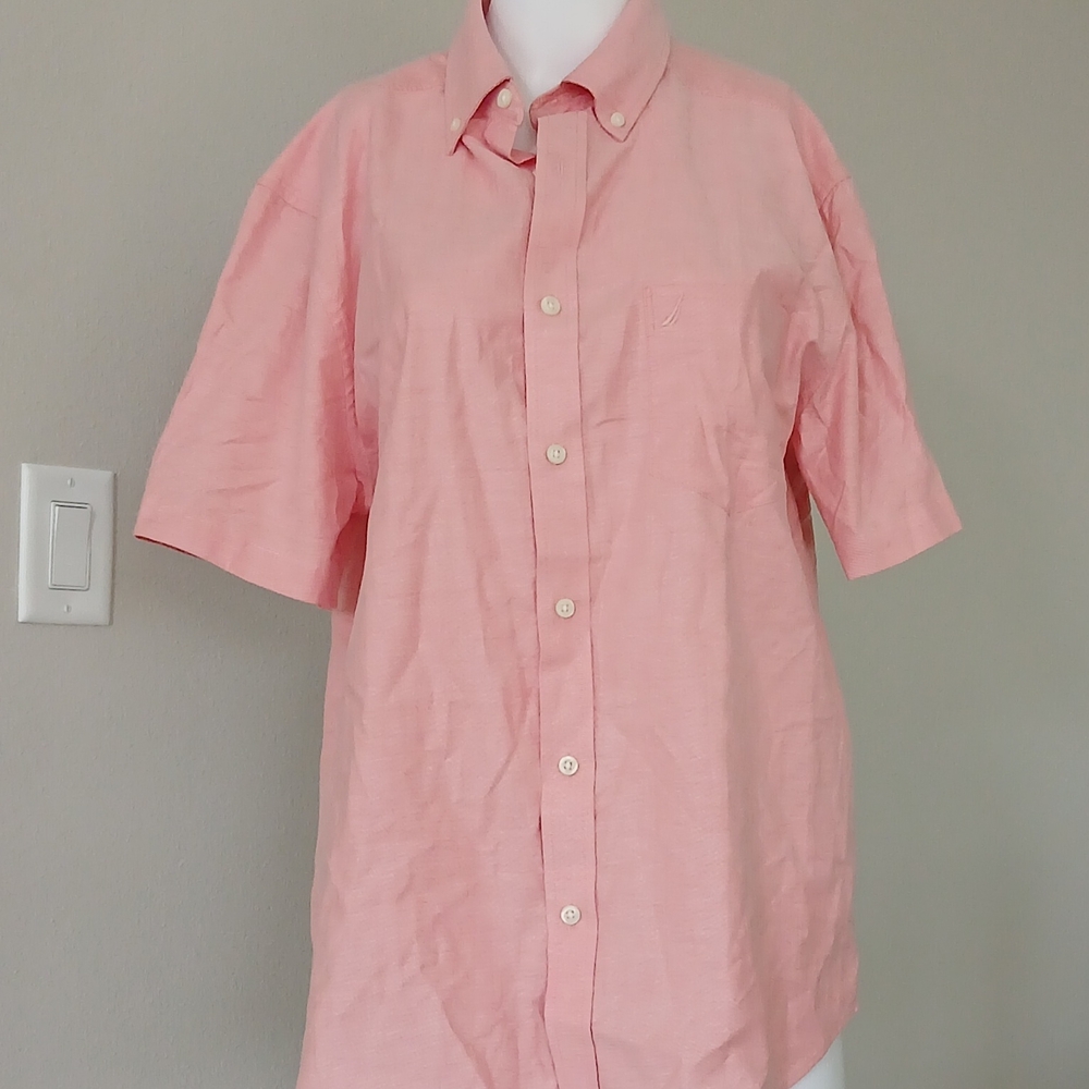 Nautica Men's Light Pink Button Down Shirt